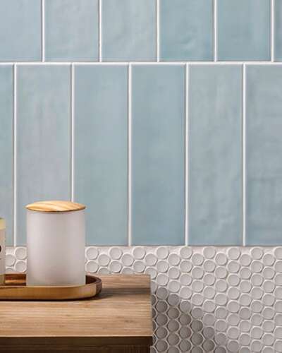 Monochromatic Tiles